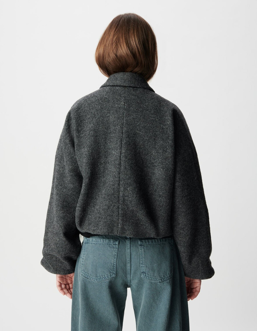 damen-oversize-jacke aus grauer gekochter wolle