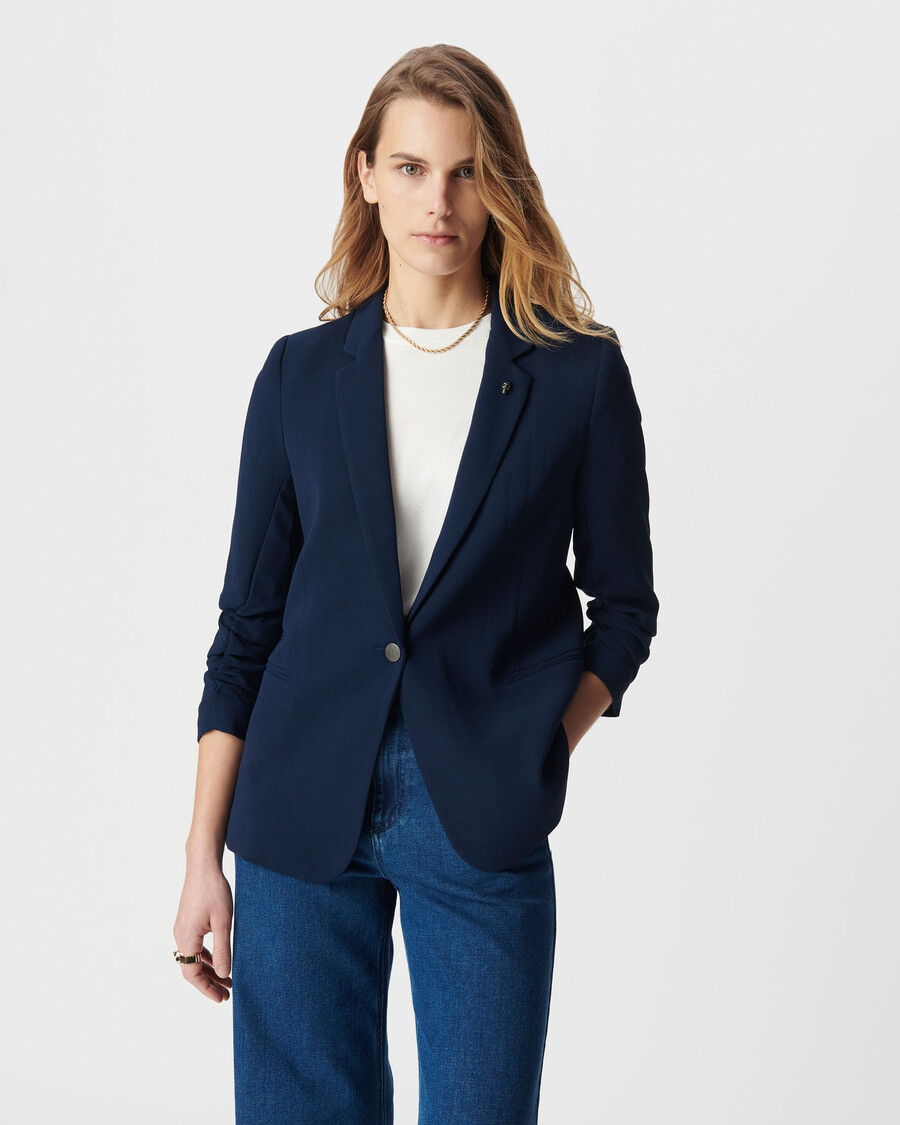 damen-anzugjacke in marineblau mit 34-ärmeln und raffungen