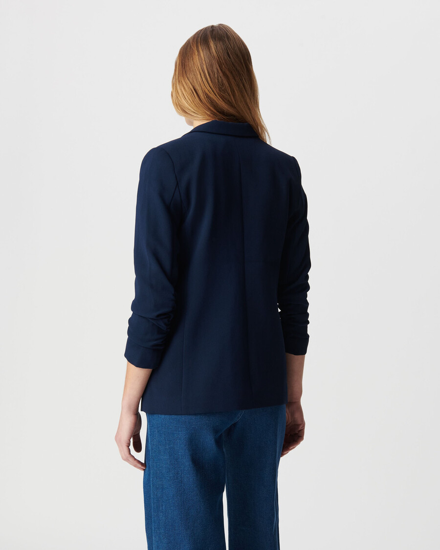 damen-anzugjacke in marineblau mit 34-ärmeln und raffungen
