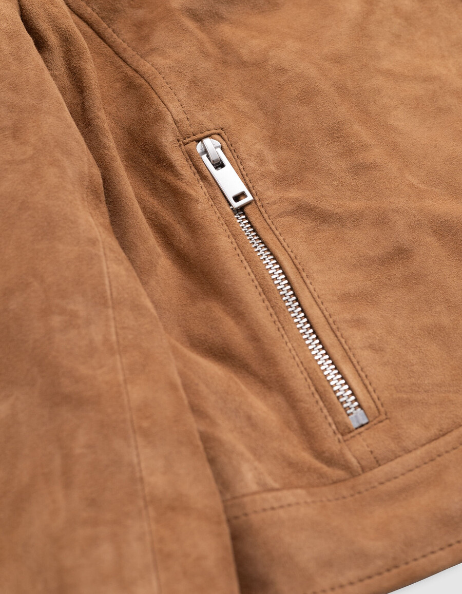 damen-bikerjacke aus kamelfarbenem leder und velours