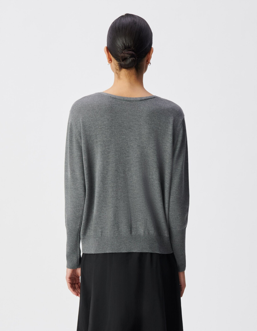 grauer wendbarer strickcardigan für damen vorder- und rückseite