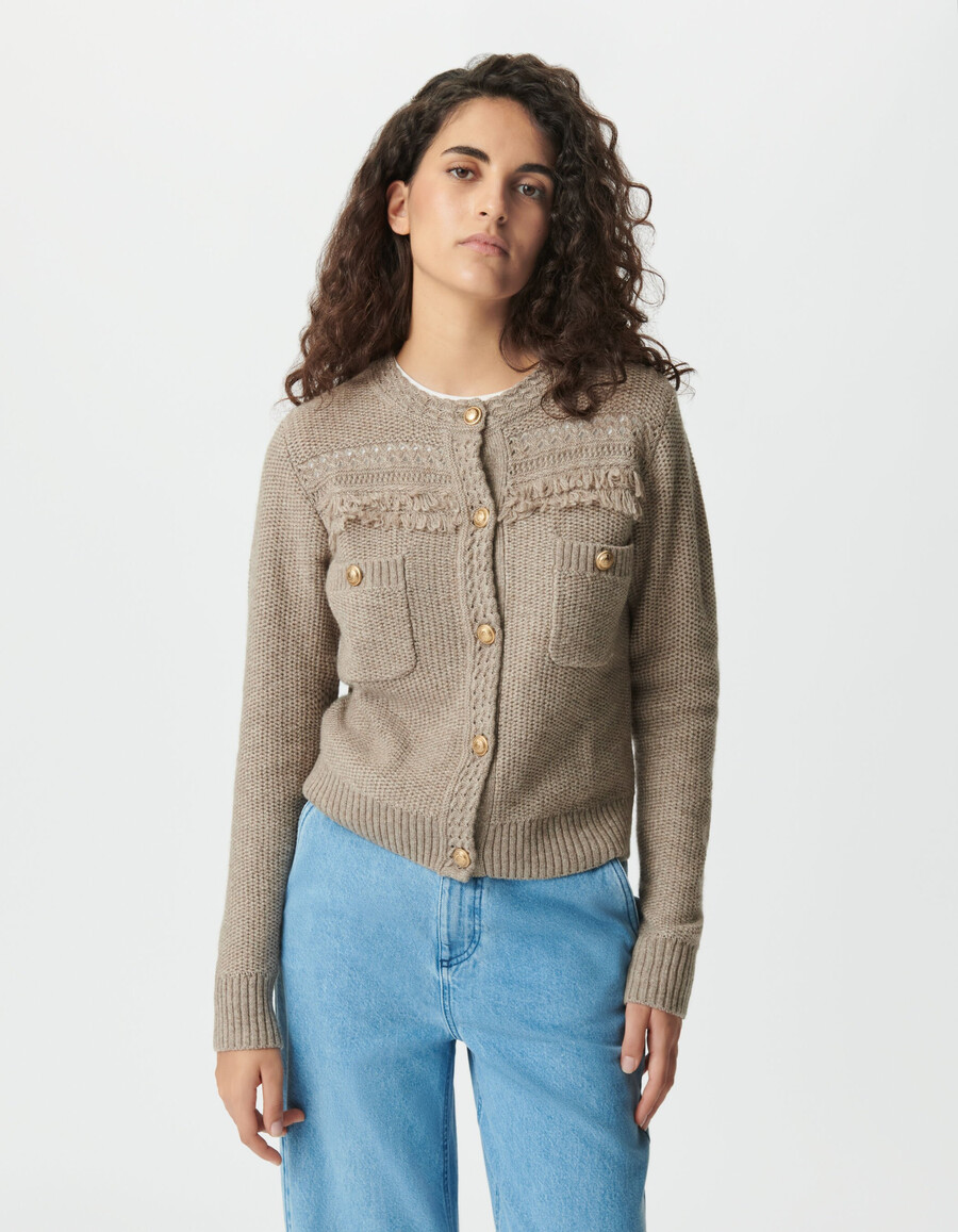 beigefarbene strickjacke für damen fransen goldene knöpfe