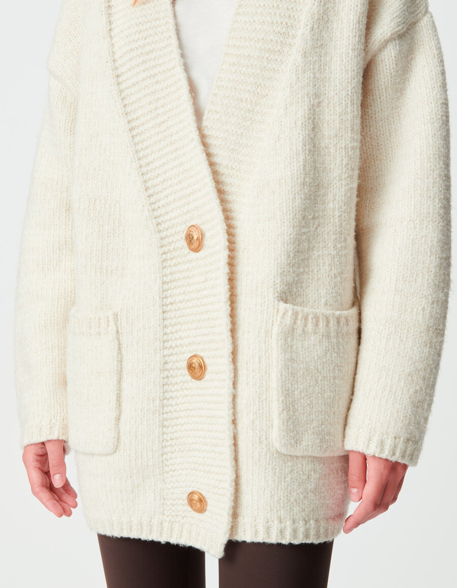 damen-strickjacke in ecru mit goldfarbenem lurex