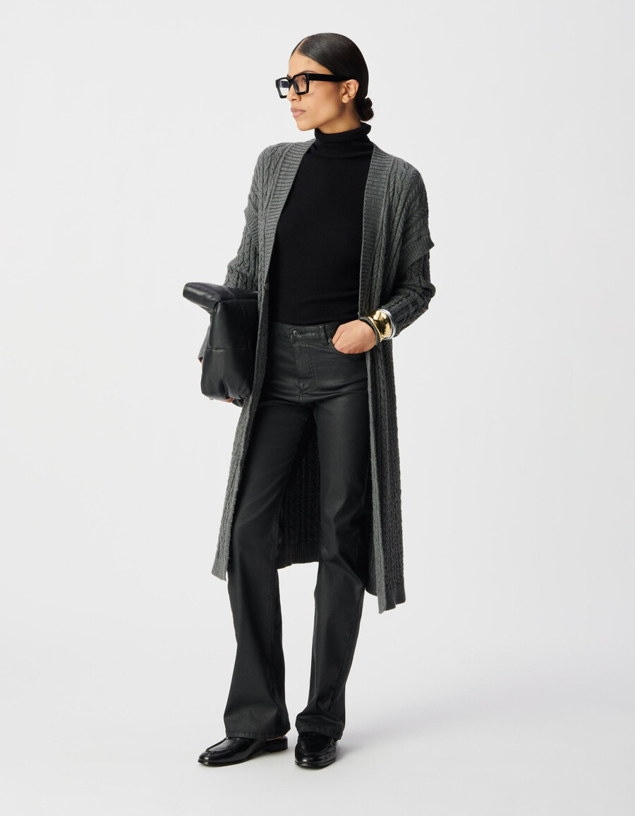 grauer langer zopfstrick-cardigan für damen