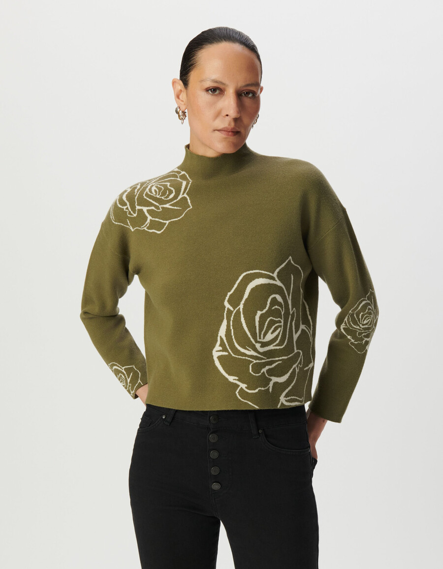 damenpullover mit stehkragen und jacquardmuster in grün mit rosenmuster