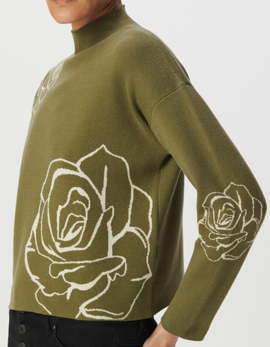 damenpullover mit stehkragen und jacquardmuster in grün mit rosenmuster