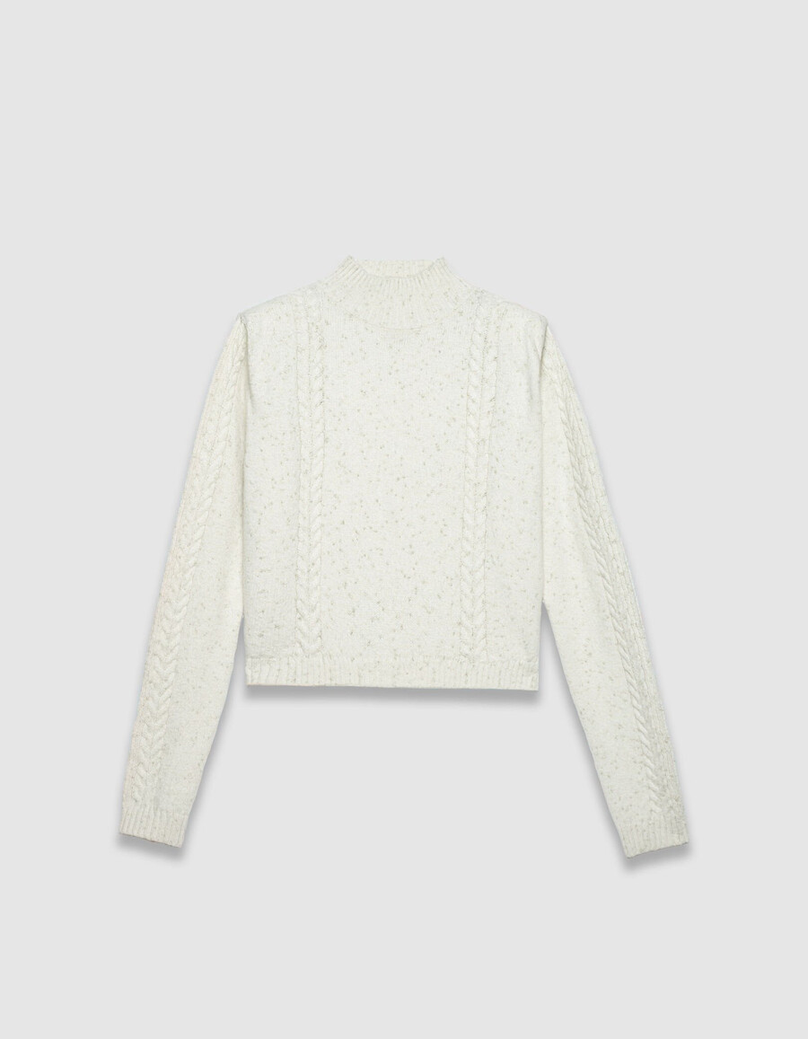 ecrufarbener damen-strickpullover mit lurex-extensions schulterklappen und zopfmuster