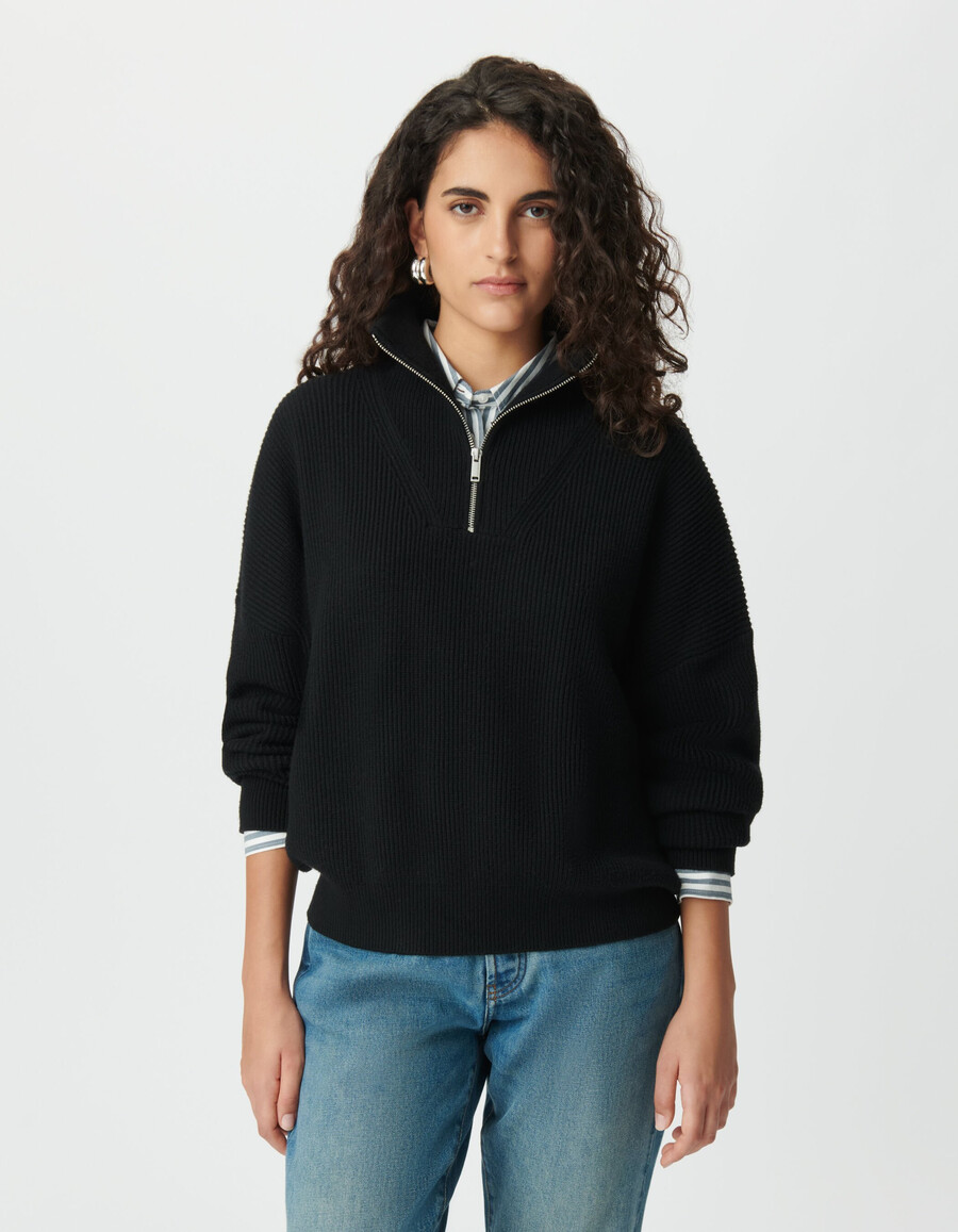 schwarzer damen-rippstrickpullover mit reißverschluss am kragen