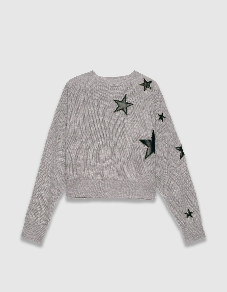 grauer damenstrickpullover mit rockstar-ausschnitten und perlen