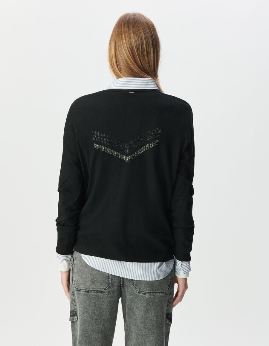 schwarzer damen-feinstrickpullover mit strass-chevronmuster auf dem rücken