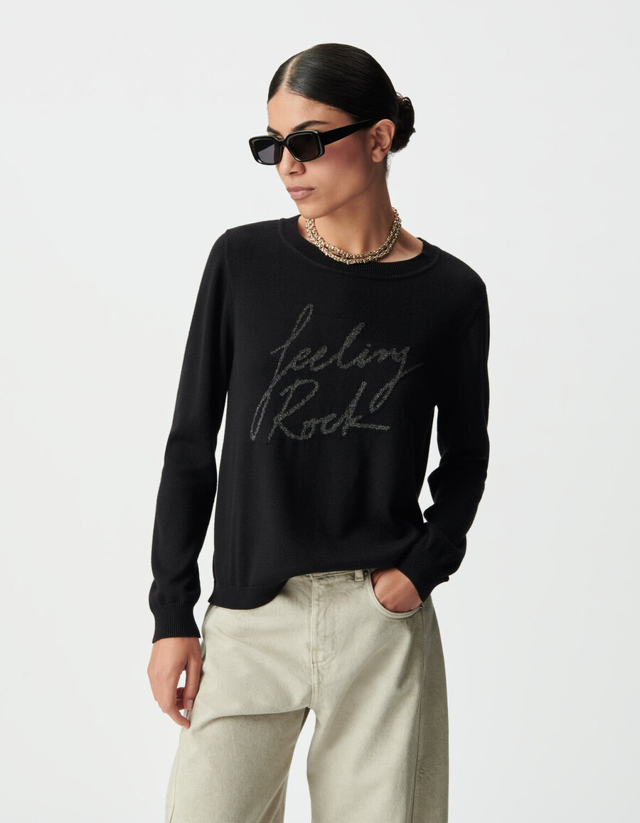 schwarzer damen-strickpullover mit gesticktem slogan