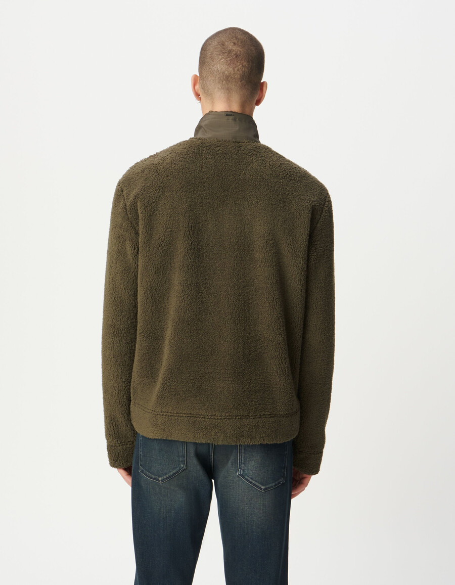 herren-sweatshirt aus khakifarbenem sherpa-strick mit reißverschluss am kragen
