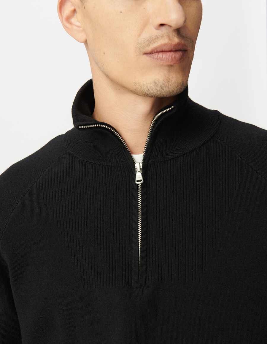 schwarzer strickpullover für herren mit reißverschluss am kragen