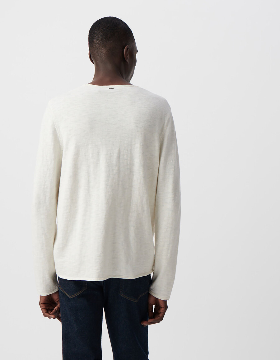 herrenpullover aus gesso-slub-strick mit gerollten kanten