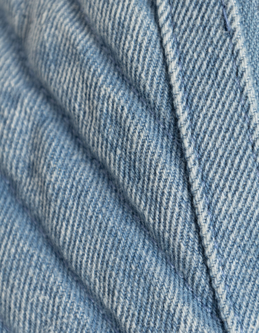 damen-bauchtasche aus verwaschenem blauem denim modell 1440