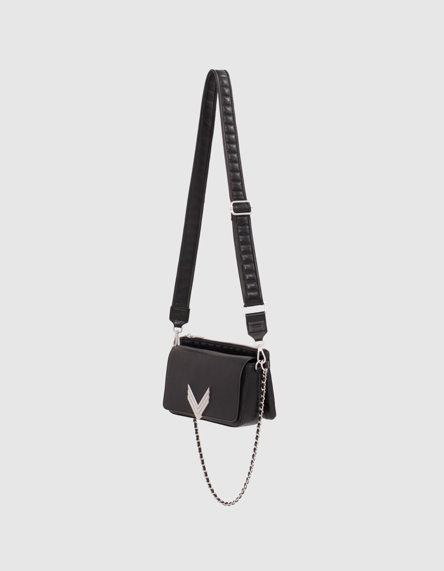 die 111 romy tasche aus schwarzem leder mit silbernen metallelementen für damen