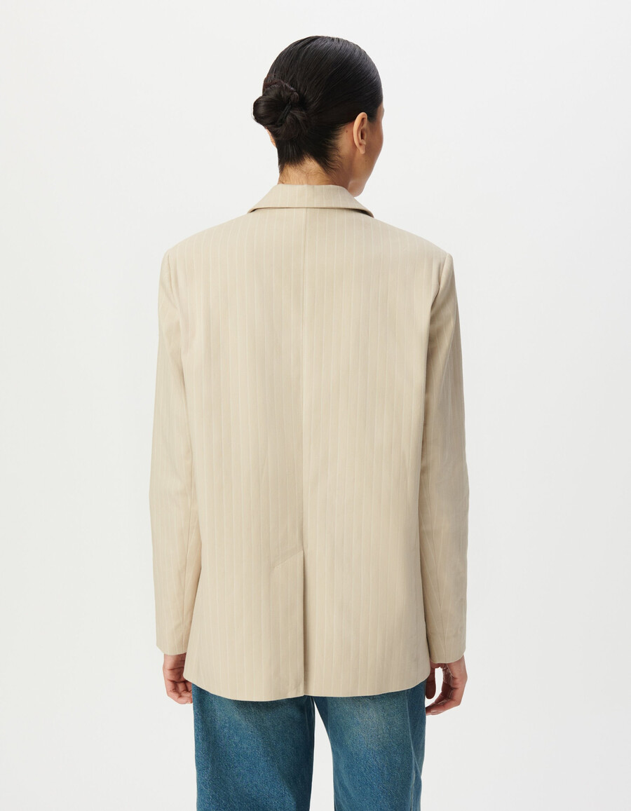 beige nadelstreifen-kostümjacke für damen