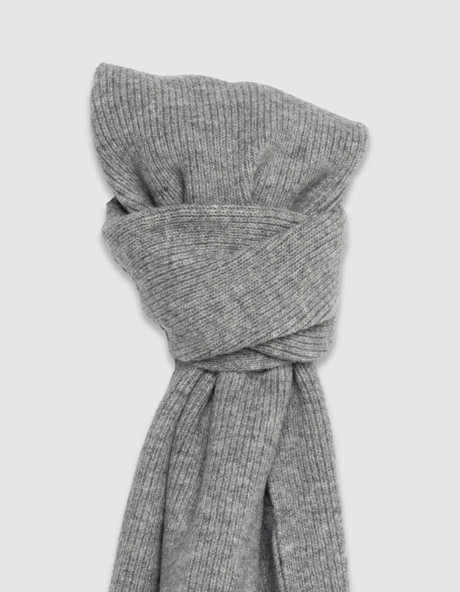 grauer strickschal mit fransen für damen