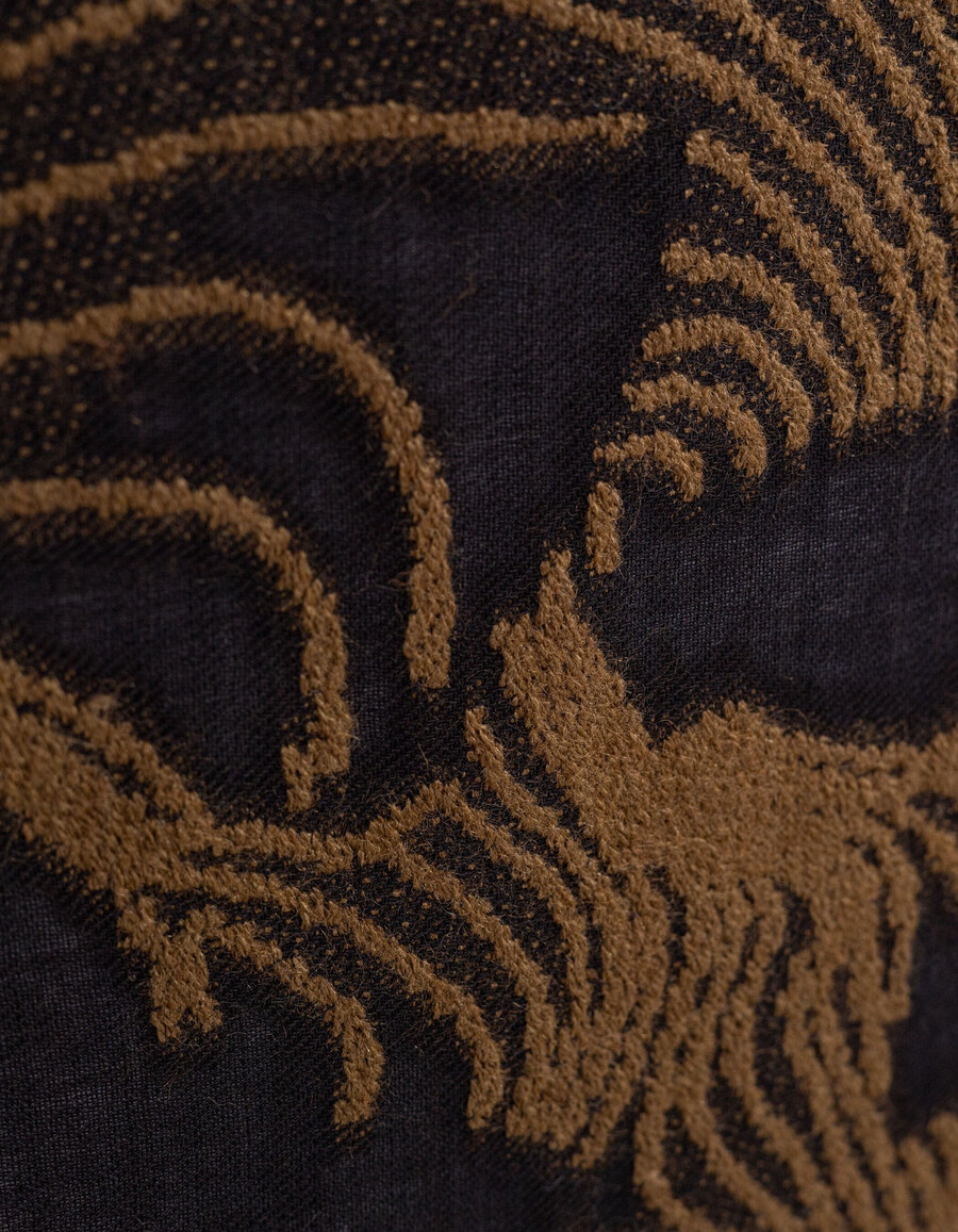 schwarzer jacquard-schal mit totenkopfmuster kamel damen