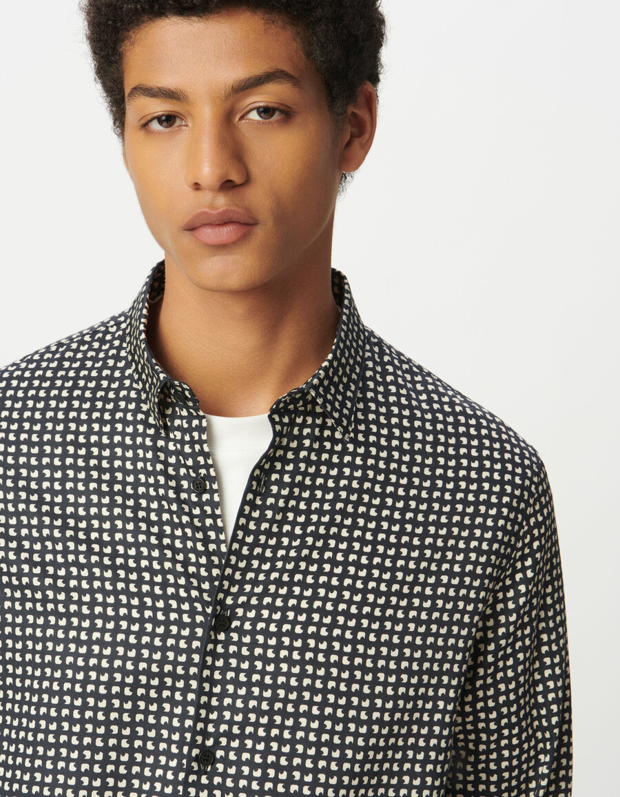 slim-fit-hemd für herren aus marineblauer bio-baumwolle mit minimalistischem print