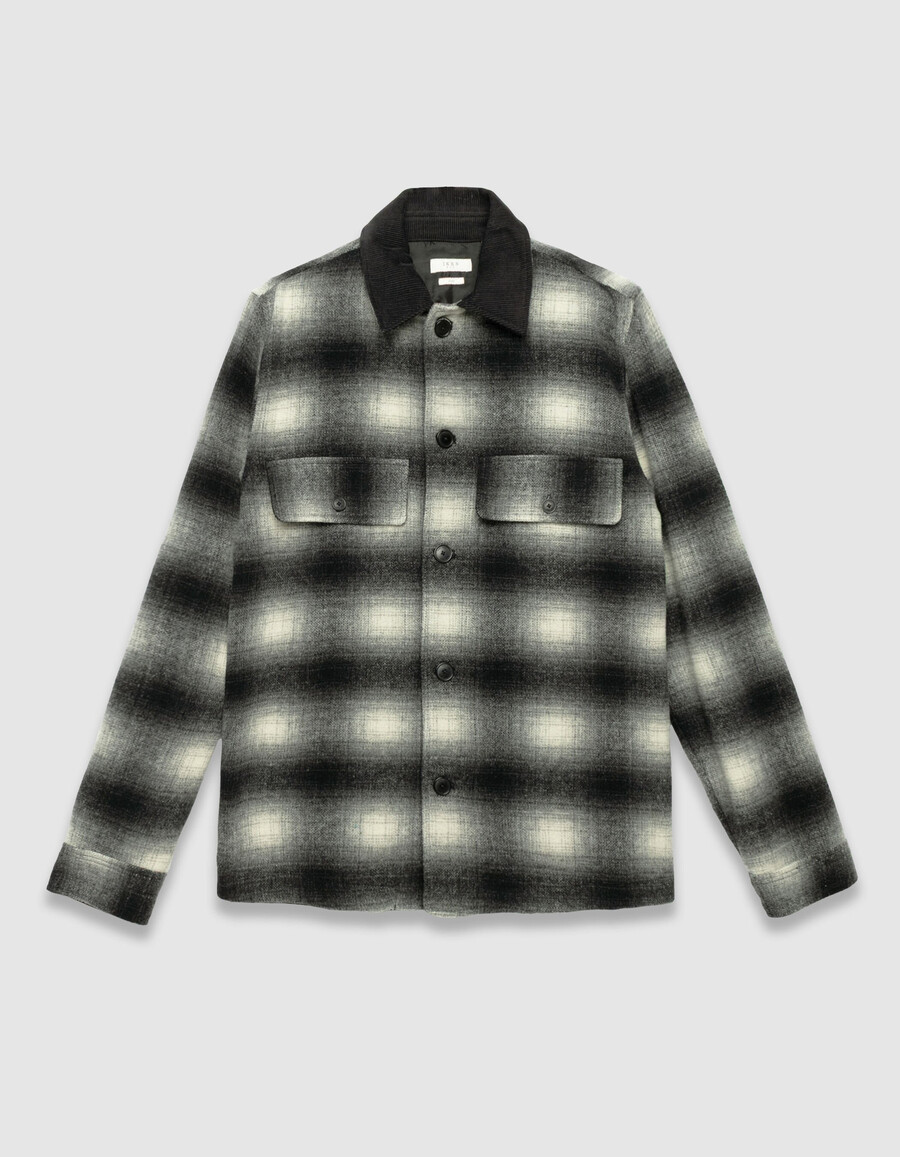 graues herren-overshirt mit karomuster und samtkragen