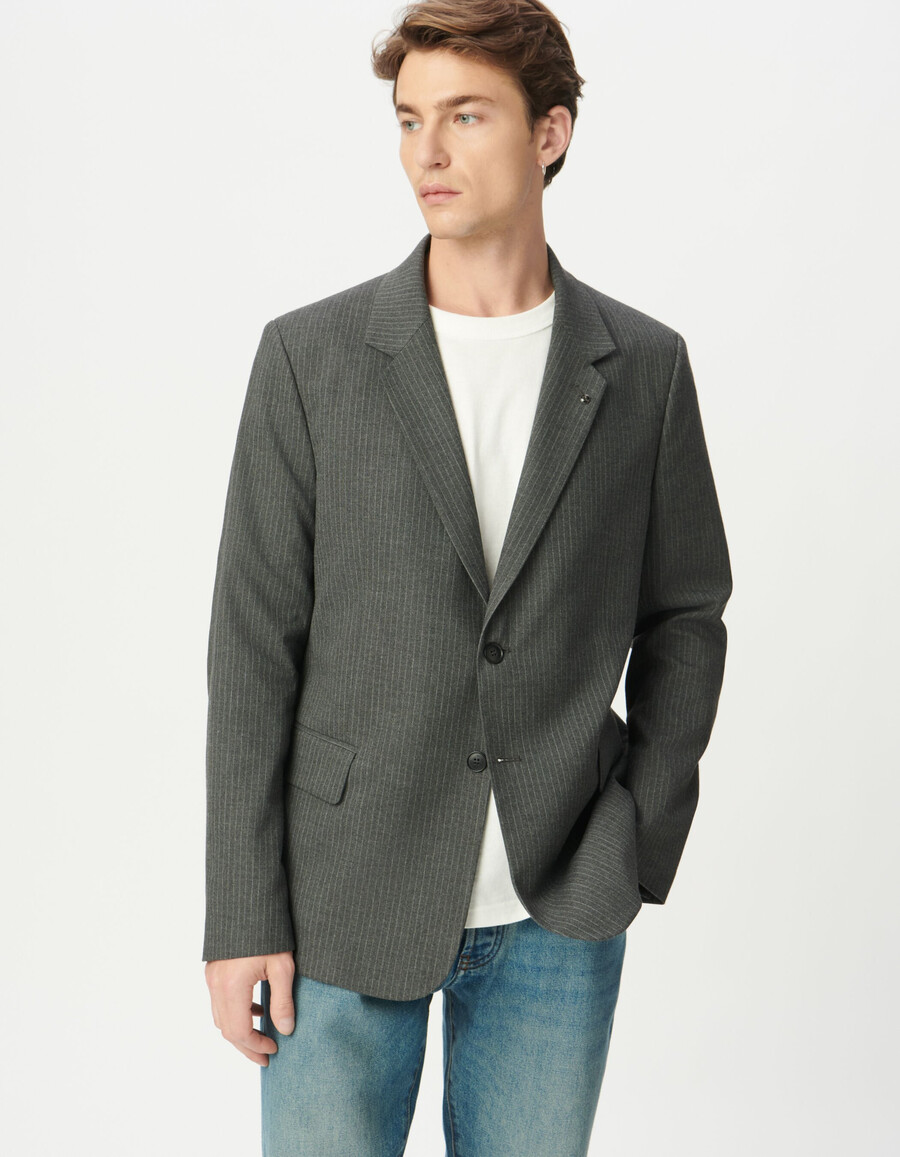 herren-anzugjacke mit grauen nadelstreifen