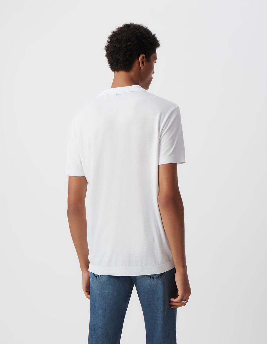 weißes herren-polohemd aus baumwolle und modal
