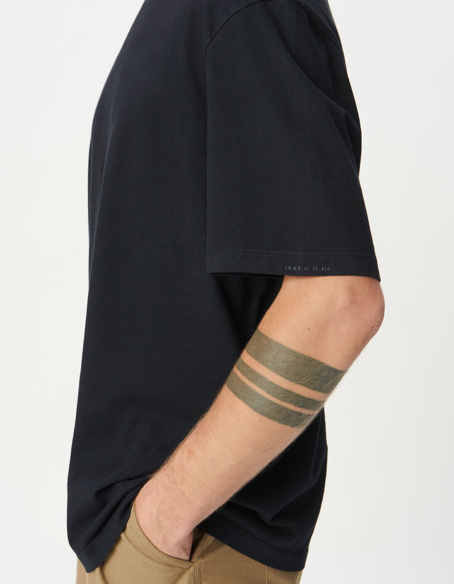 herren-t-shirt mit kurzen ärmeln und rundhalsausschnitt in marineblau