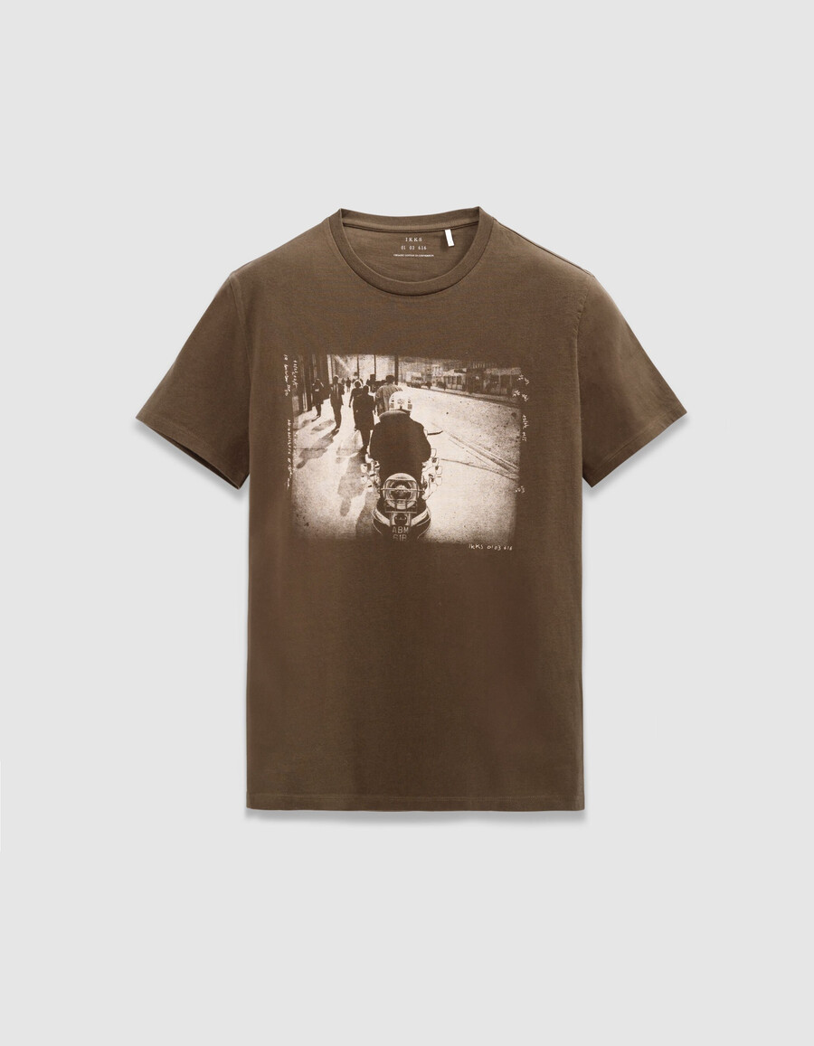 herren-t-shirt in khaki mit kurzen ärmeln und biker-motiv
