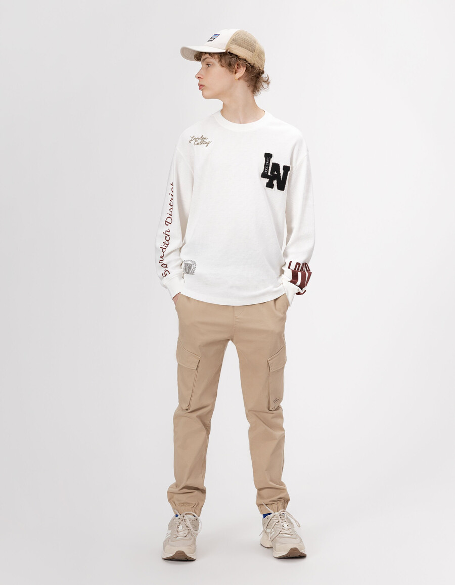 weißes waffel-langarmshirt für jungen