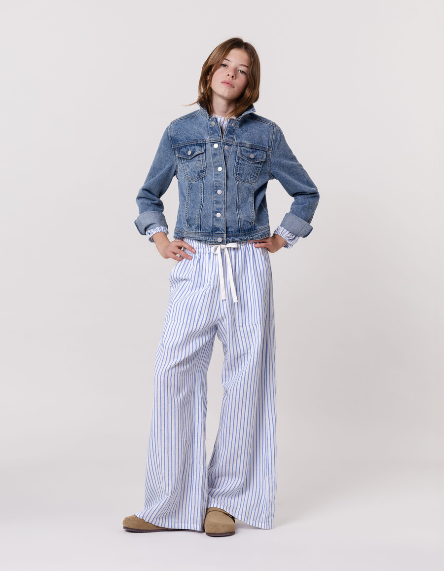 blaue kurze jeansjacke für mädchen