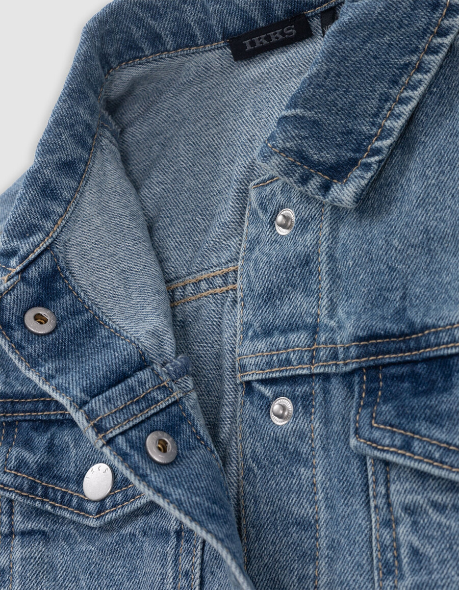 blaue kurze jeansjacke für mädchen
