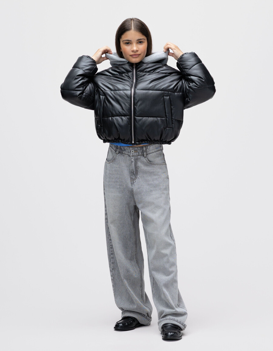 schwarze kurze steppjacke für mädchen kapuzenpullover aus sweatshirtstoff