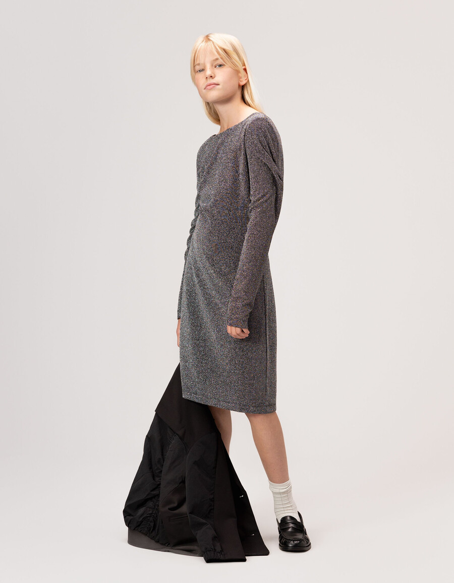 schwarzes glitzerndes strickkleid für mädchen eng anliegend