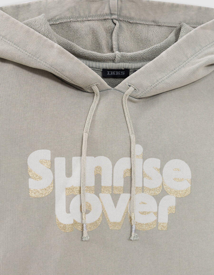 grüner kurzer hoodie mit glitzerbotschaft für mädchen
