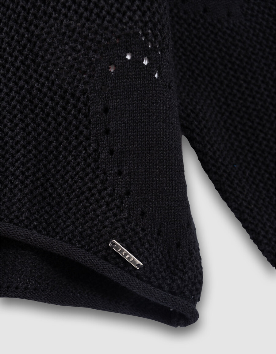 schwarzer pullover mit herzchenmuster für mädchen