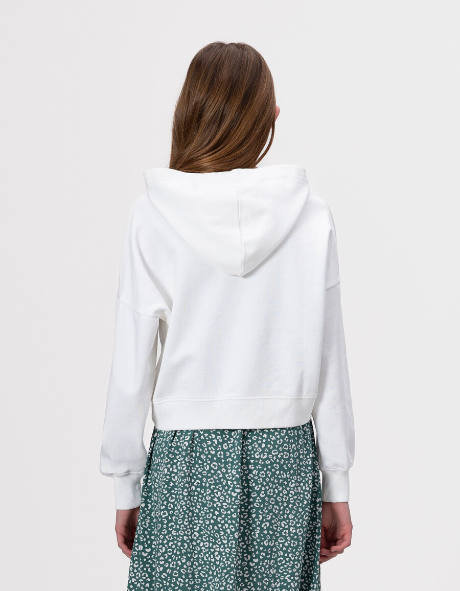 weißer mädchen-hoodie mit gesticktem slogan