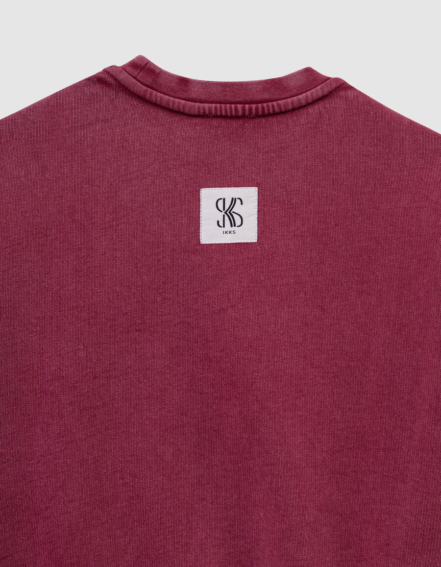 mädchen-sweatshirt in burgunderrot mit gesticktem xl-schriftzug