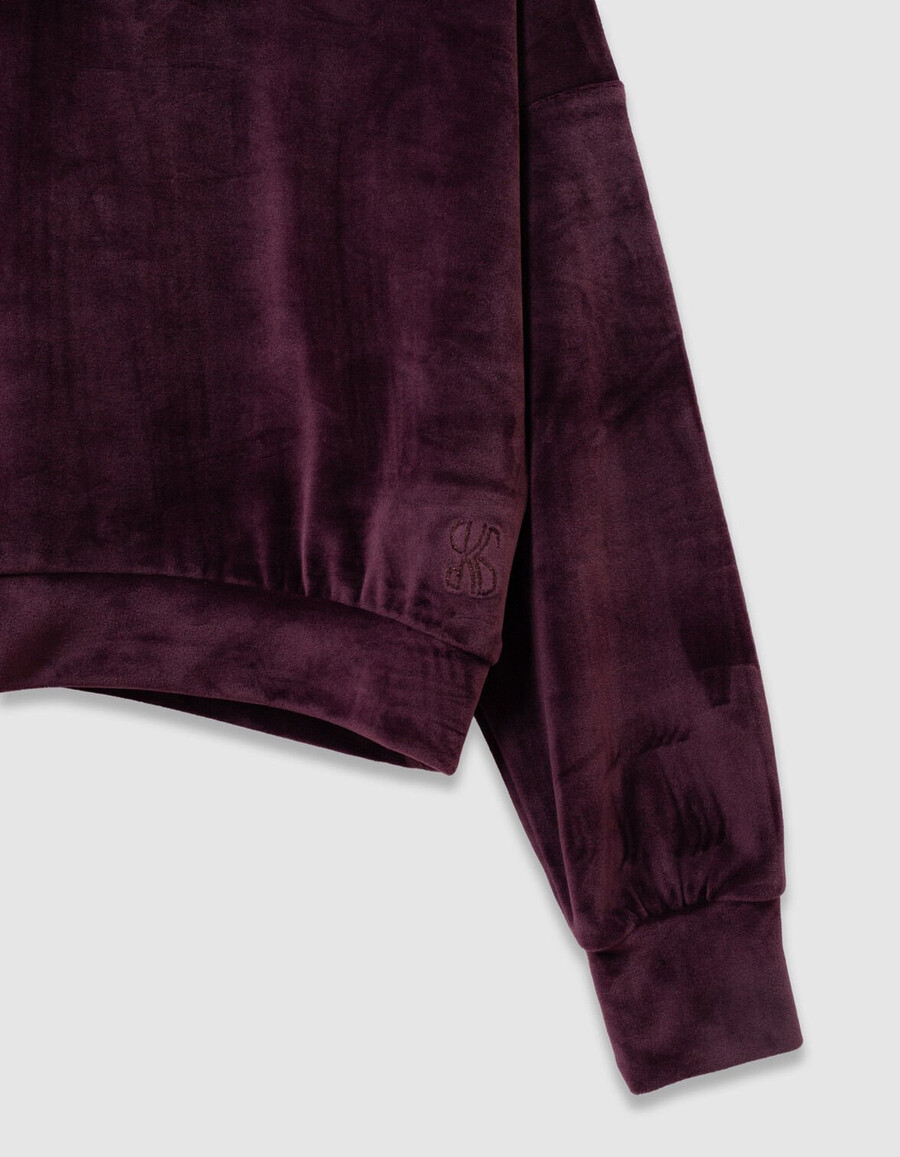 mädchen-kapuzenpullover aus burgunderfarbenem samt