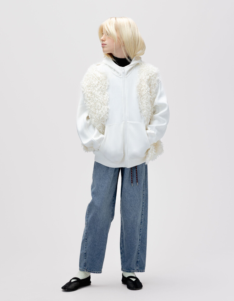 mädchen 2-in-1 kapuzenstrickjacke und weste in ecru