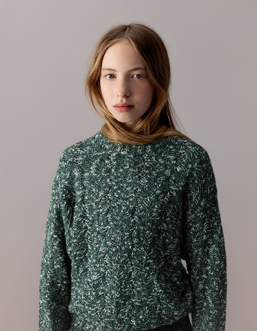 grüner dekorativer mouliné-strickpullover für mädchen