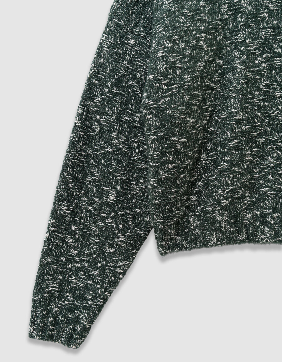 grüner dekorativer mouliné-strickpullover für mädchen