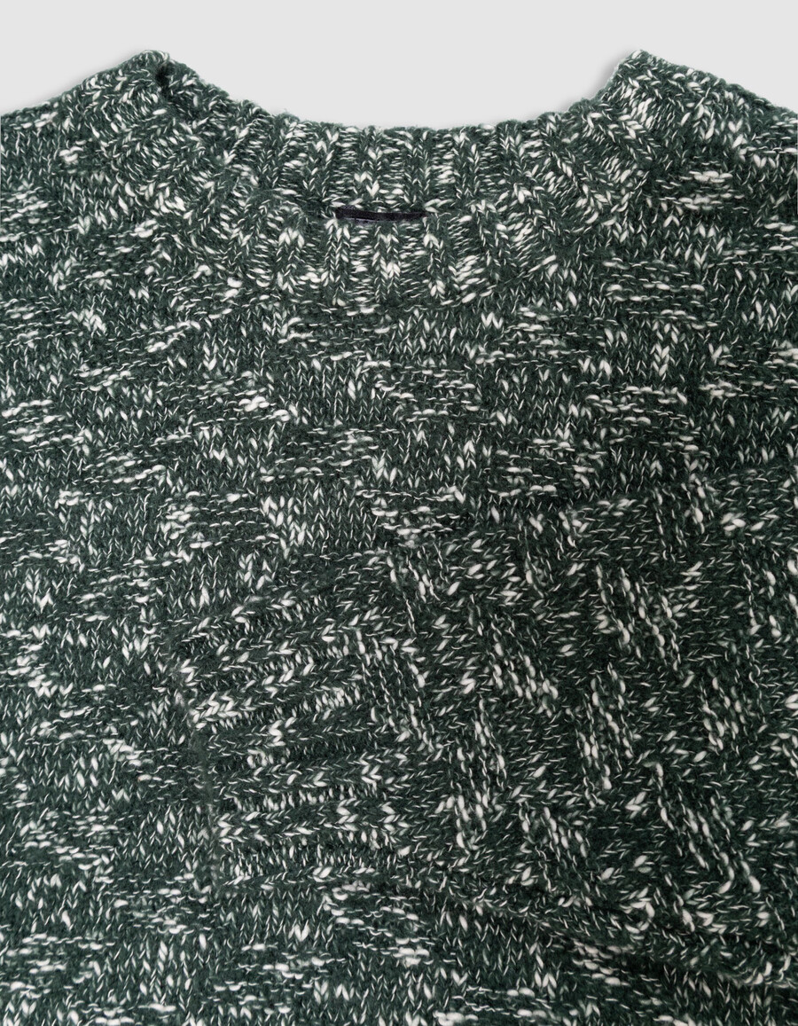 grüner dekorativer mouliné-strickpullover für mädchen