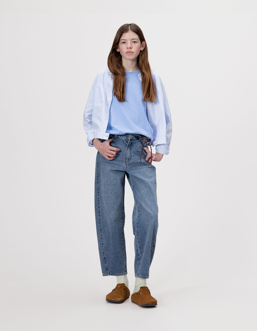 mädchen-jeans mit ballonmuster und glücksbringer-kordel