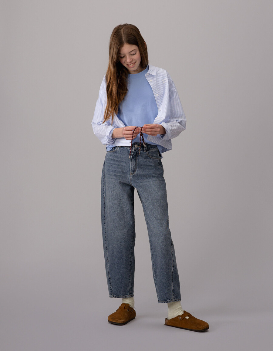 mädchen-jeans mit ballonmuster und glücksbringer-kordel
