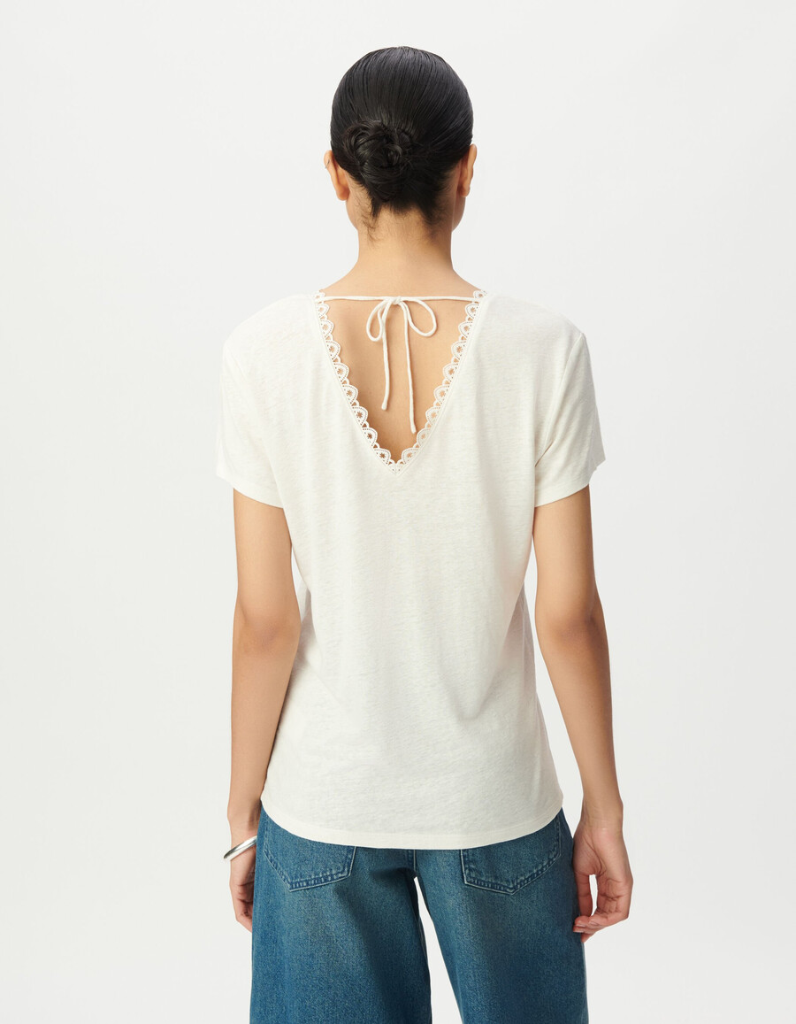 weißes t-shirt mit v-ausschnitt vorne und hinten
