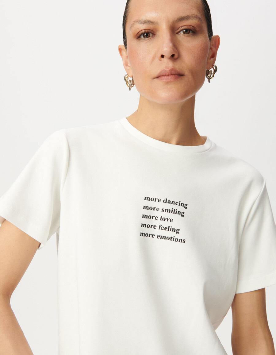 off-white damen-t-shirt mit rundhalsausschnitt und glitzerndem slogan