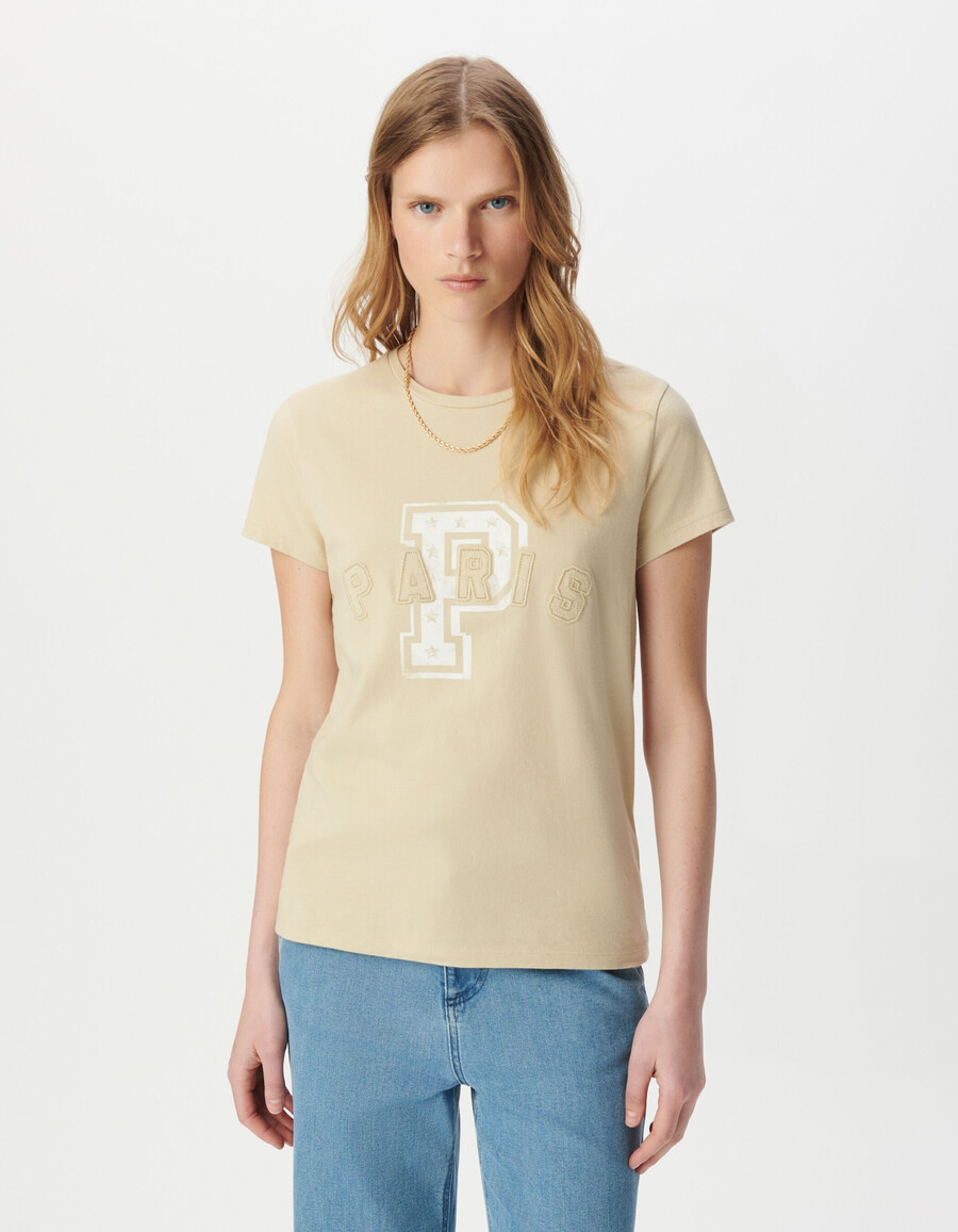 beiges damen-t-shirt mit gesticktem buchstaben-slogan