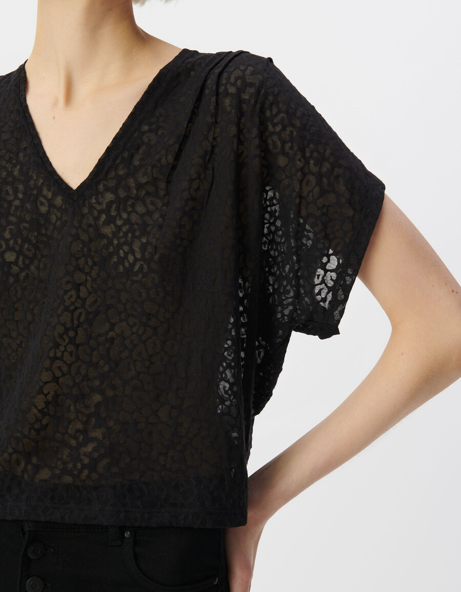 schwarzes damen-t-shirt mit v-ausschnitt und transparentem leopardenmuster