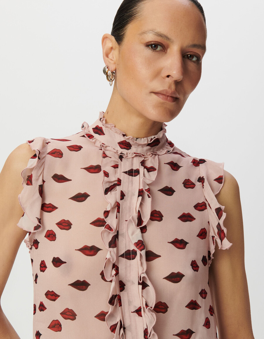 ärmelloses damen-top aus rosa voile mit mehrfarbigem mundmuster